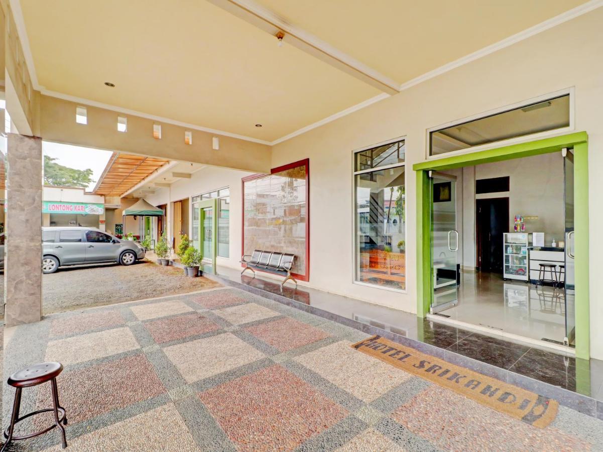 Oyo 90347 Hotel Srikandi Syariah Tasikmalaya Extérieur photo