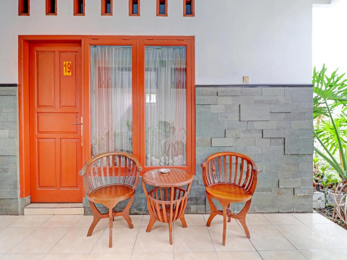 Oyo 90347 Hotel Srikandi Syariah Tasikmalaya Extérieur photo