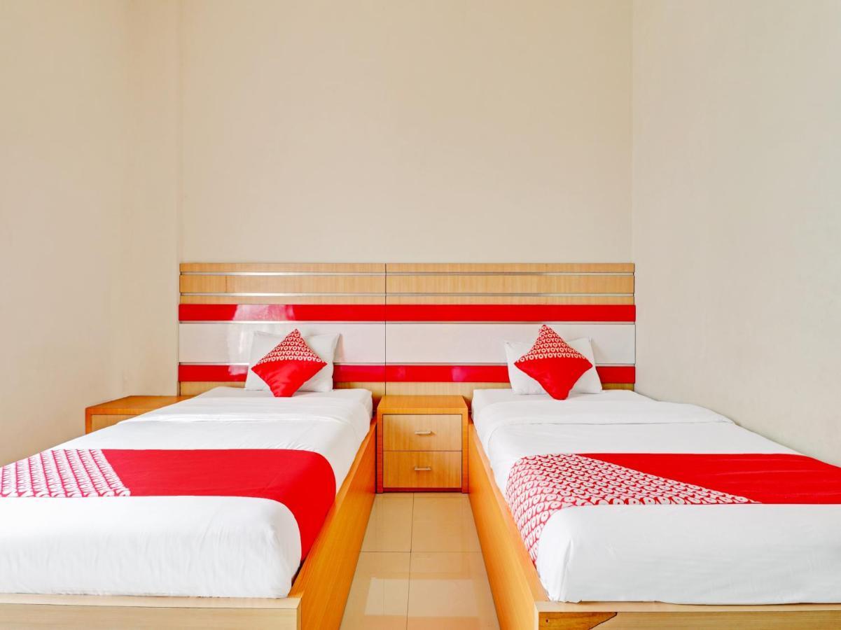 Oyo 90347 Hotel Srikandi Syariah Tasikmalaya Extérieur photo