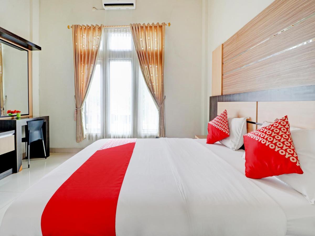 Oyo 90347 Hotel Srikandi Syariah Tasikmalaya Extérieur photo